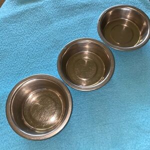 BOWLS- 3 small stainless steel metal pet food or water bowls